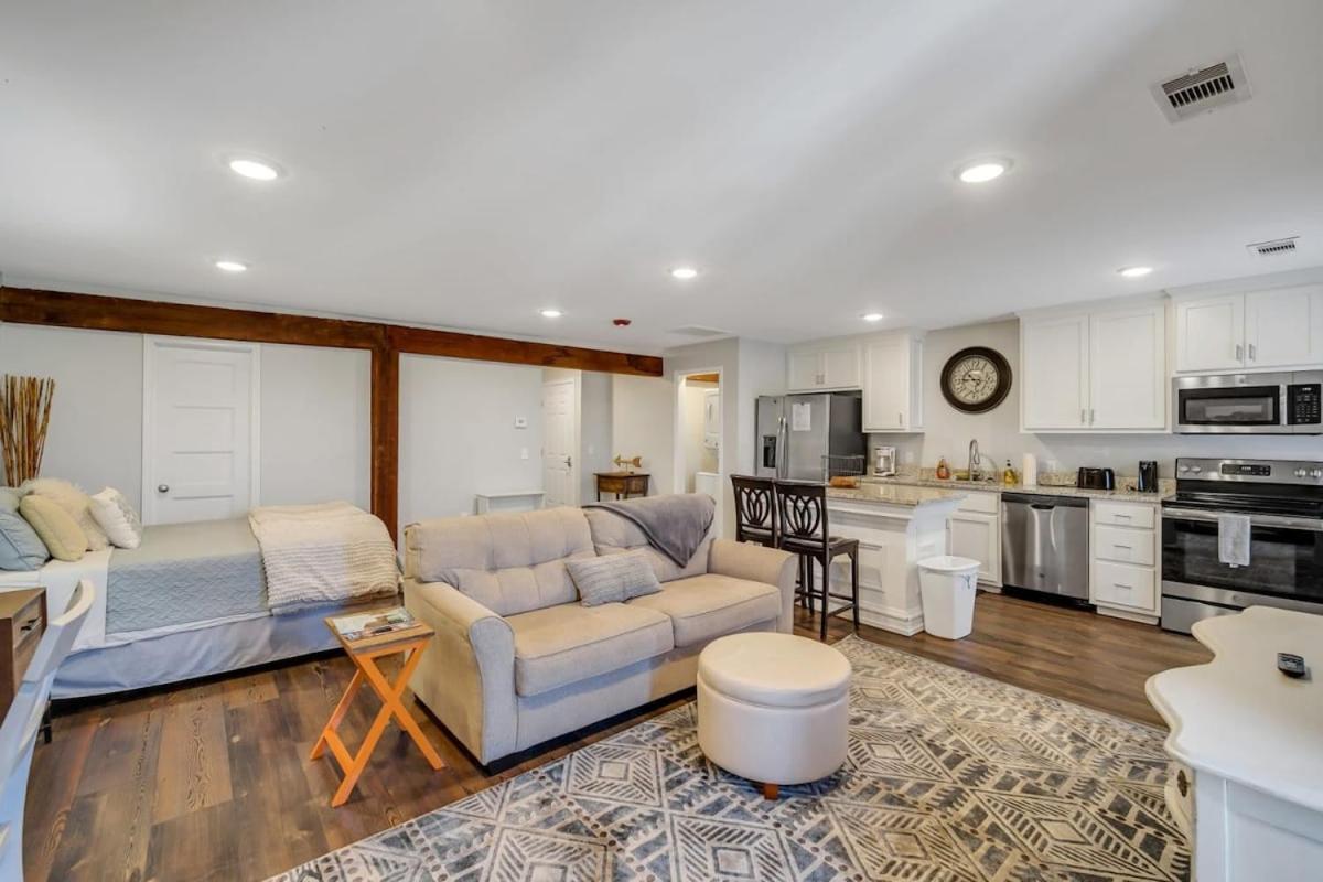 Eagle Exec Loft In Downtown Statesboro Apartment Екстериор снимка